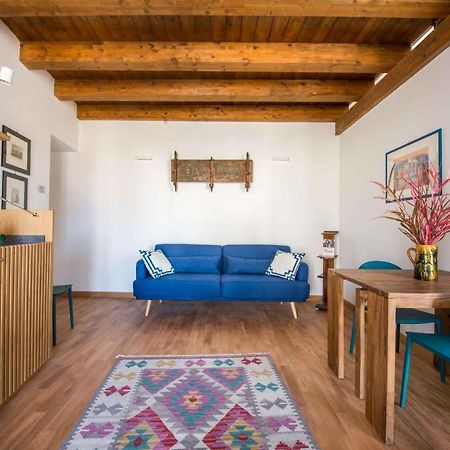 Cassaro Apartment Con Terrazza By Wonderful Italy ปาแลร์โม ภายนอก รูปภาพ