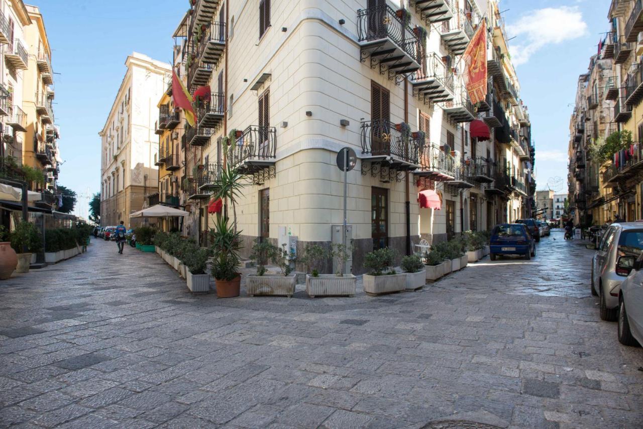 Cassaro Apartment Con Terrazza By Wonderful Italy ปาแลร์โม ภายนอก รูปภาพ